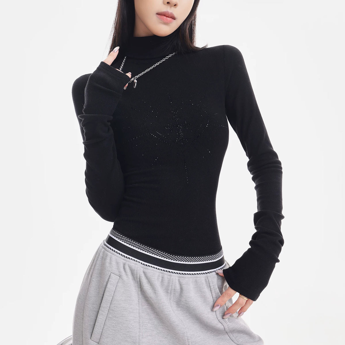 ラインストーンタートルネック長袖Tシャツ