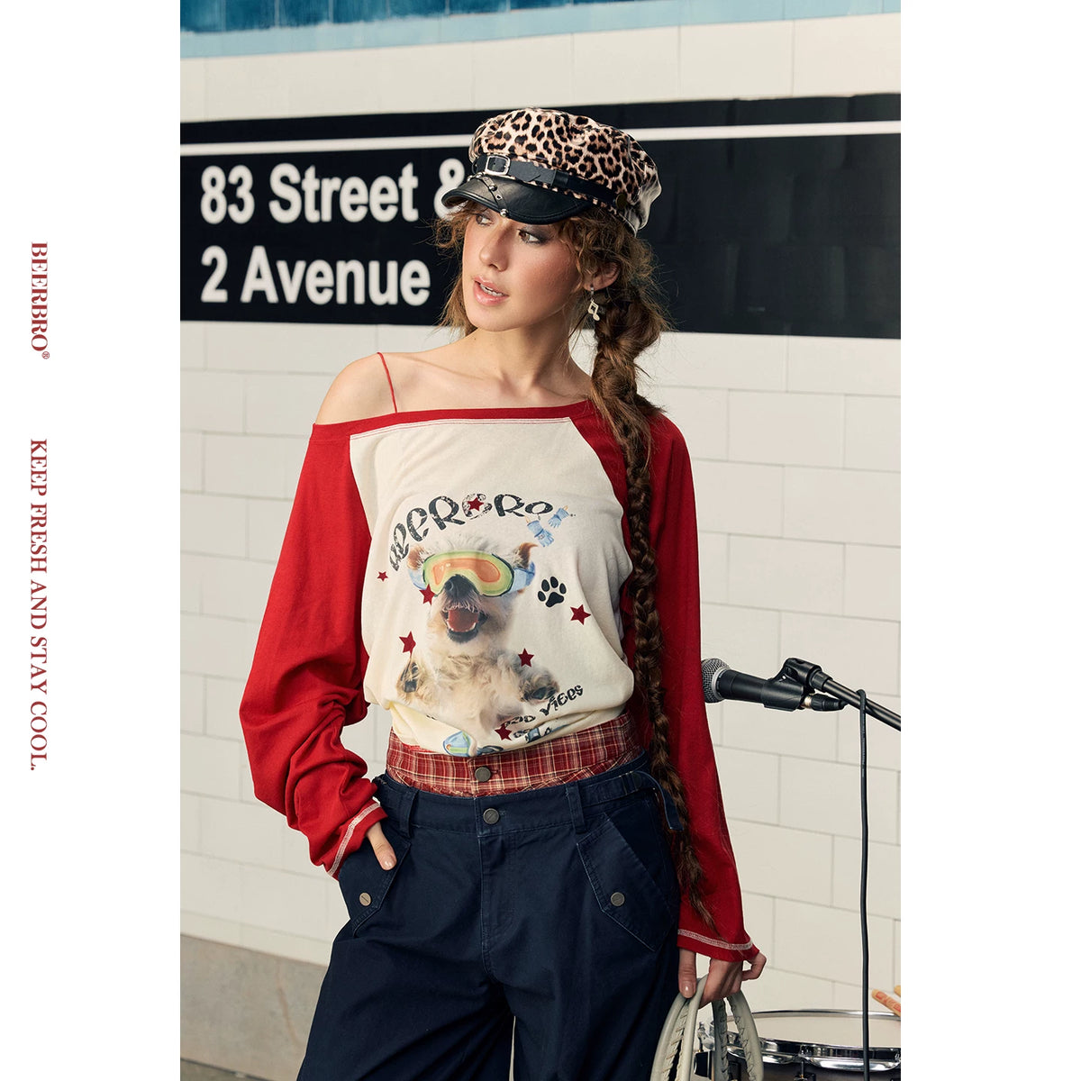 子犬スキープリントオフショルダーラグラン長袖Tシャツ