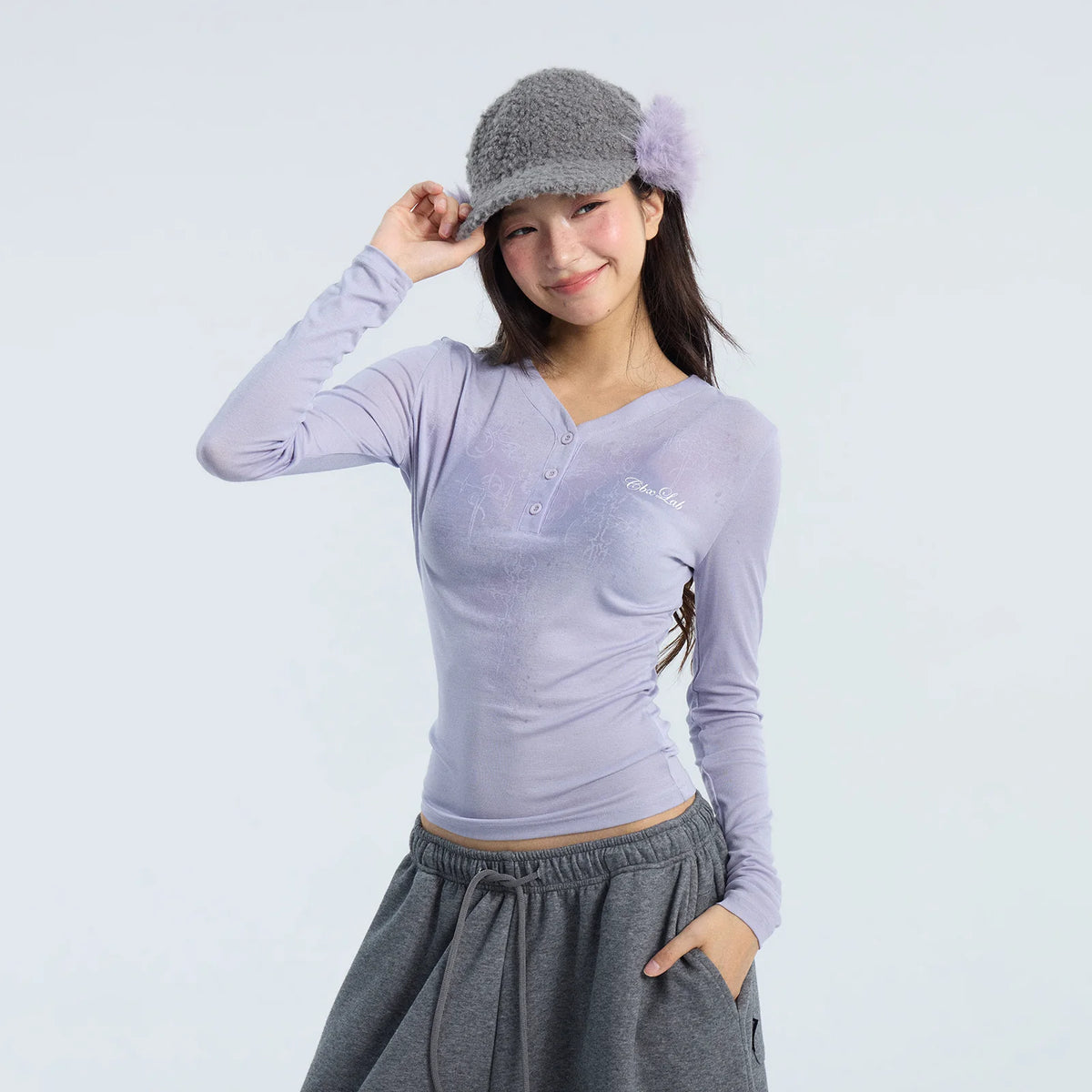 水彩風プリントVネック長袖トップス