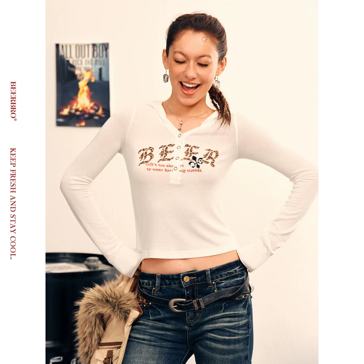 フード付きプリントタイト長袖Tシャツ