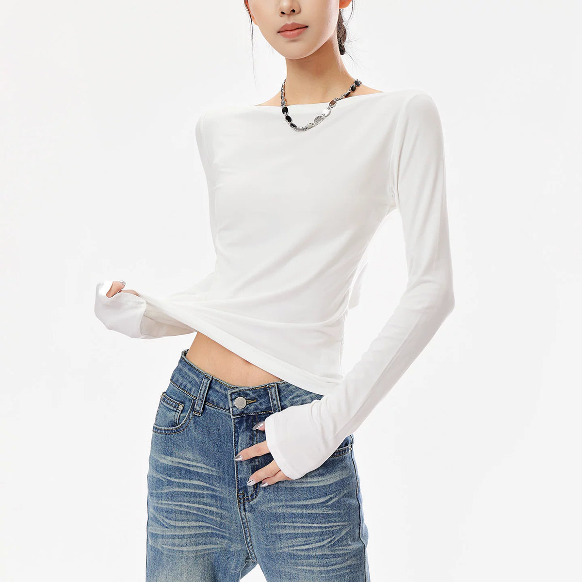 バックオープン長袖Tシャツ