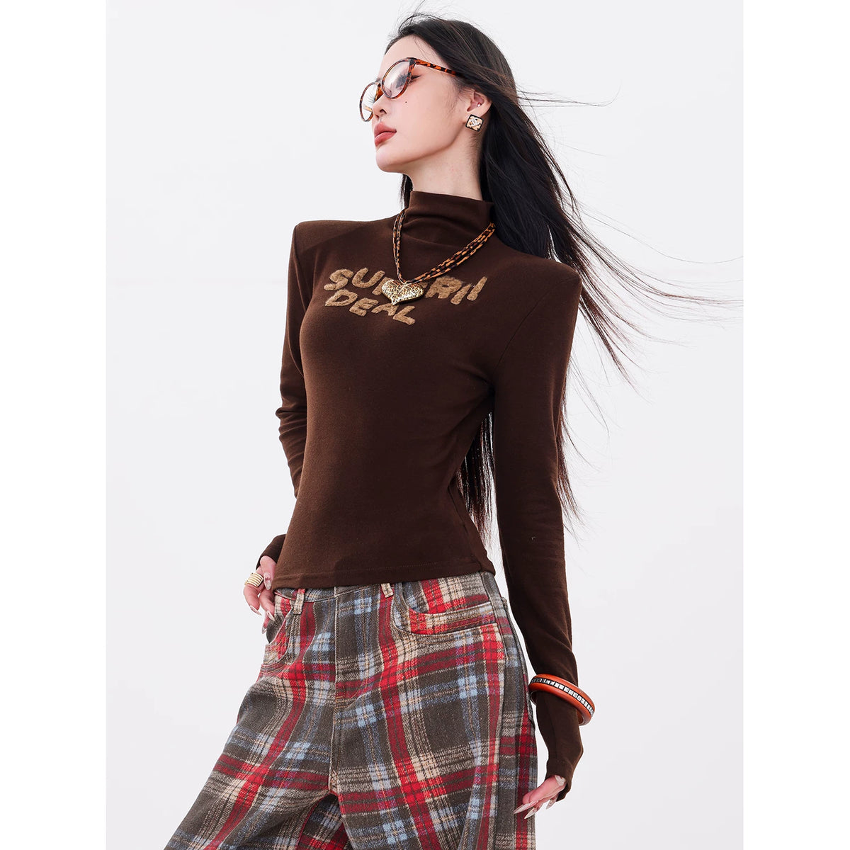 モックネックロゴプリント長袖Tシャツ