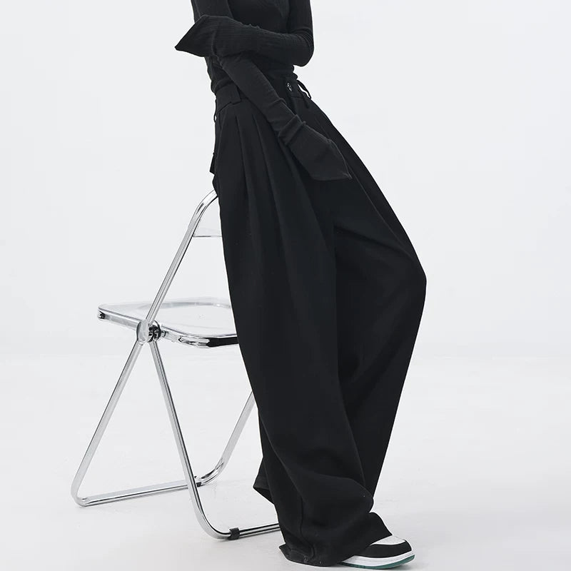 タック入りワイドパンツ