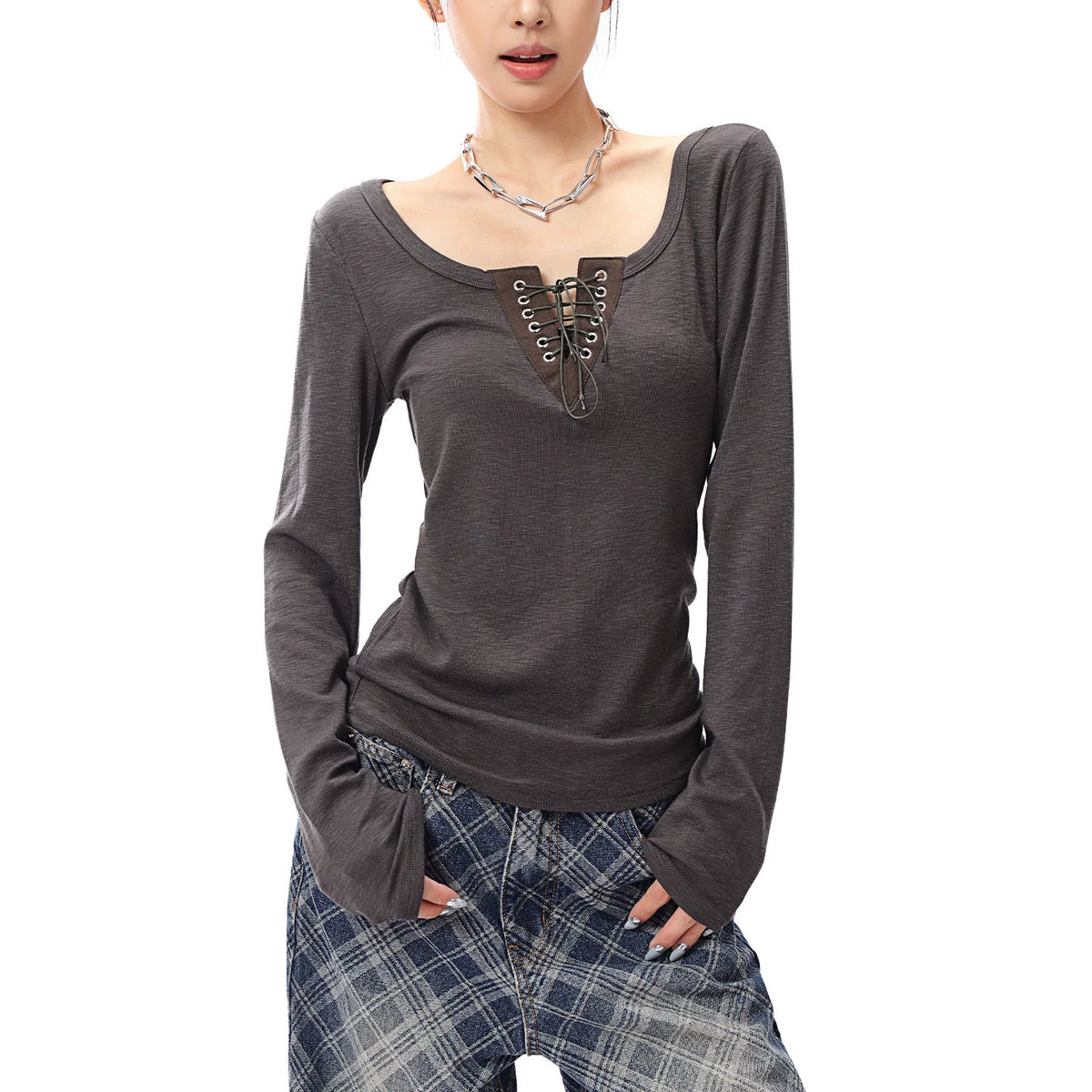 Vネックレースアップ長袖Tシャツ