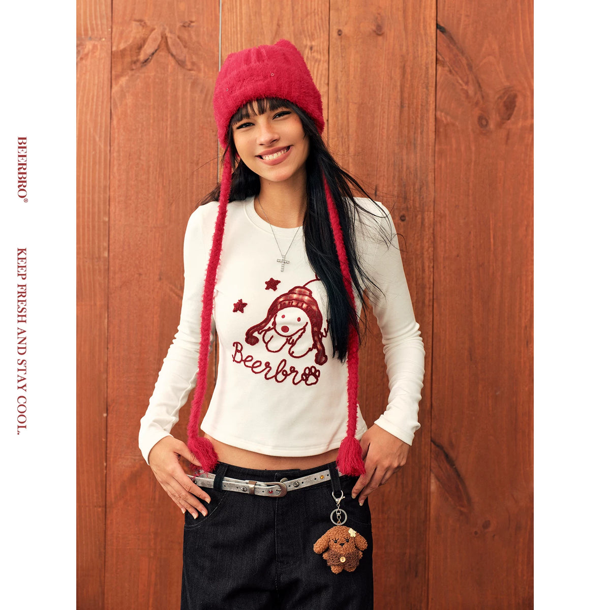 ニット帽ドッグ柄クルーネック長袖Tシャツ