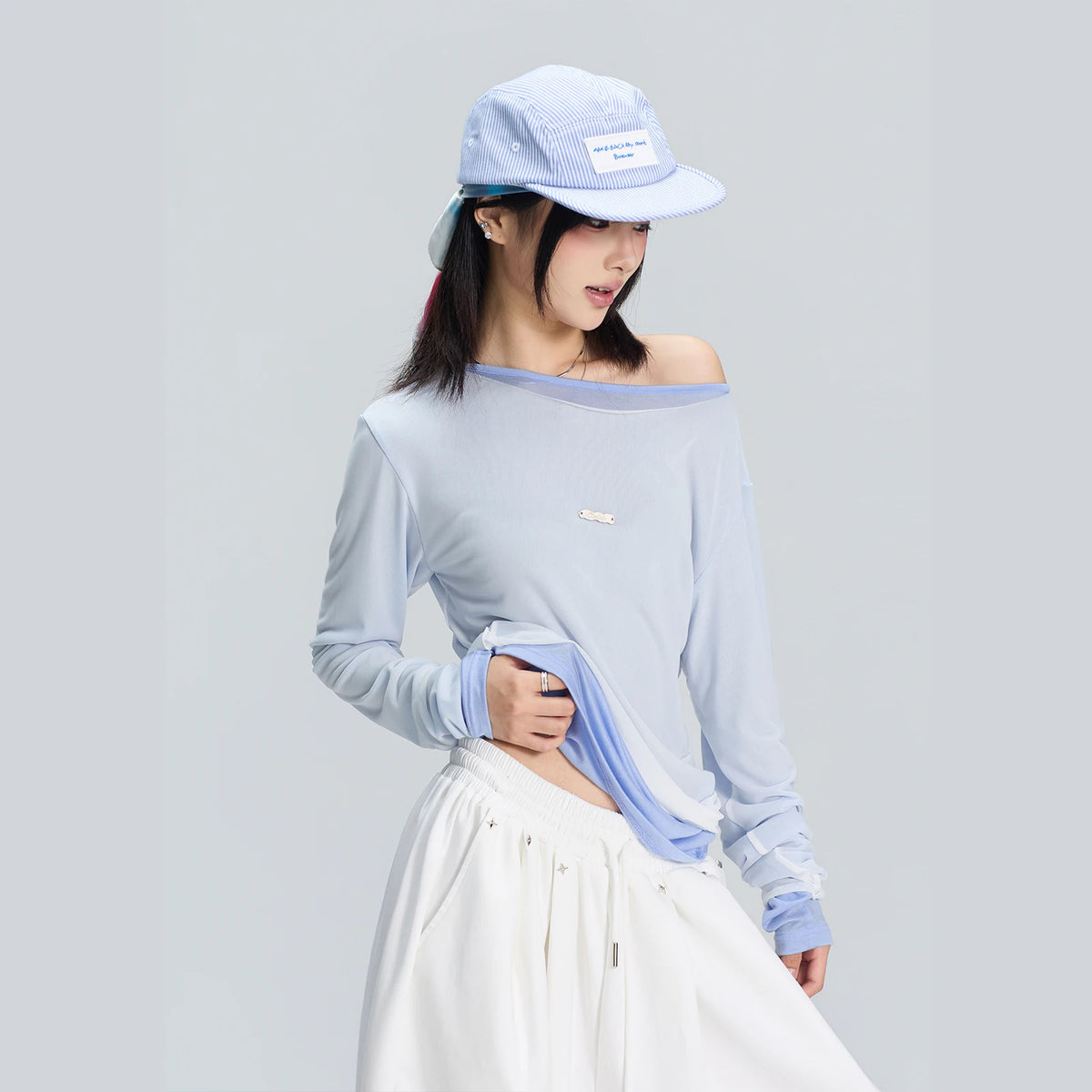 メッシュレイヤード風長袖トップス
