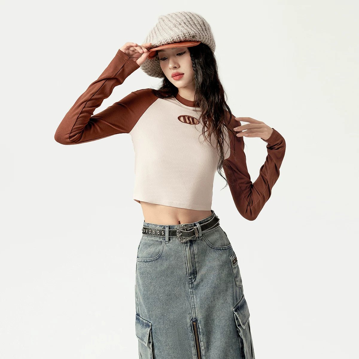 ショート丈 タイト 長袖Tシャツ インナー