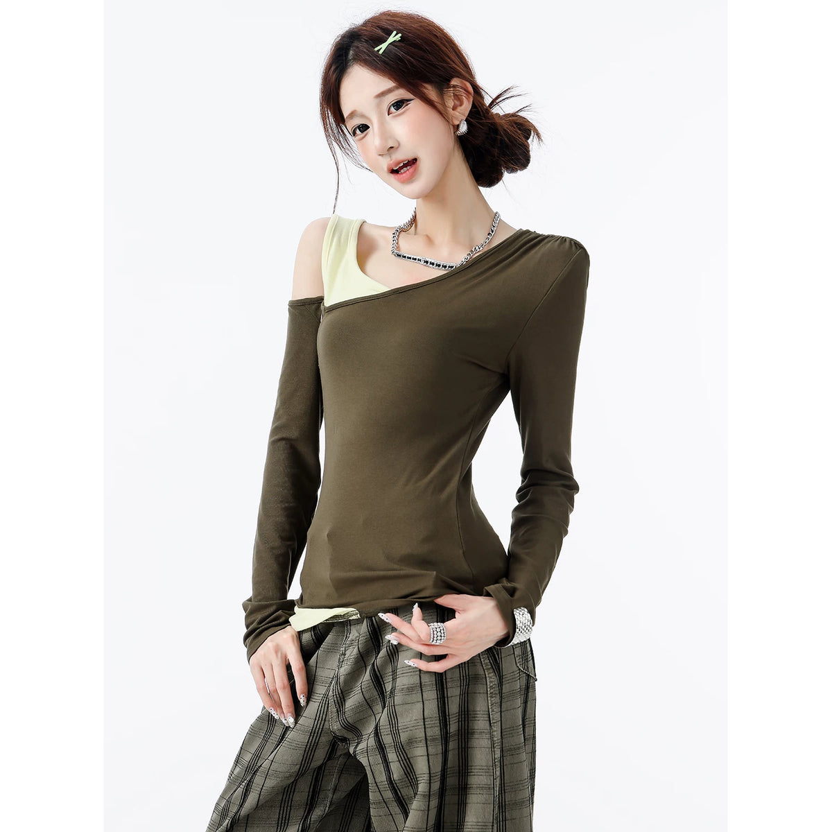レイヤード風ワンショルダー配色Tシャツ