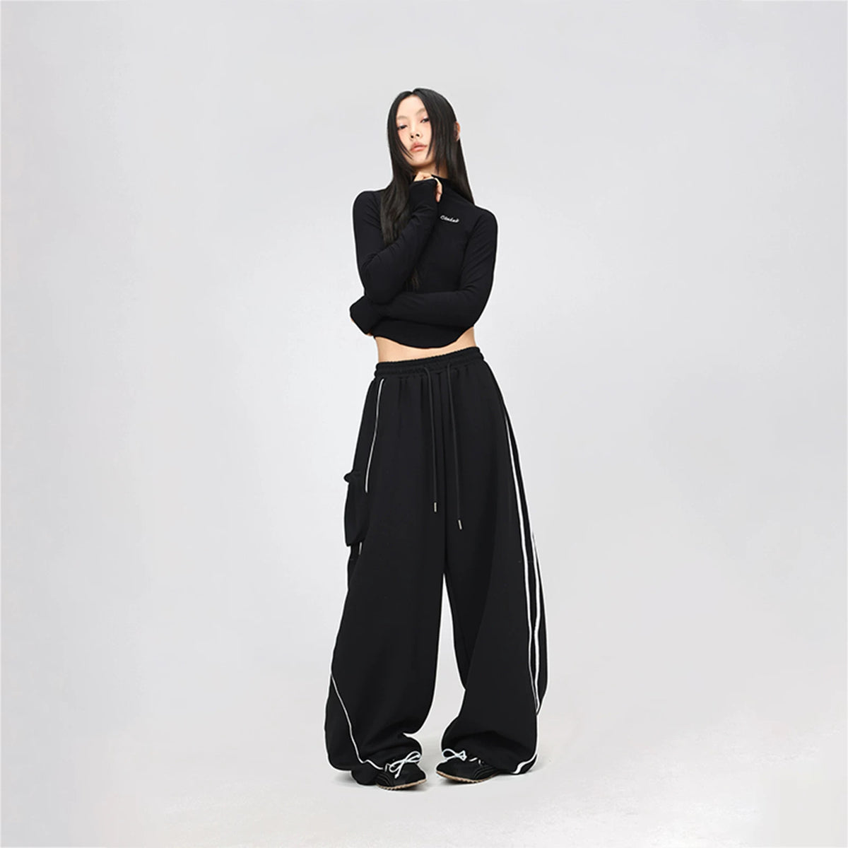 アシンメトリー切り替えスウェットパンツ