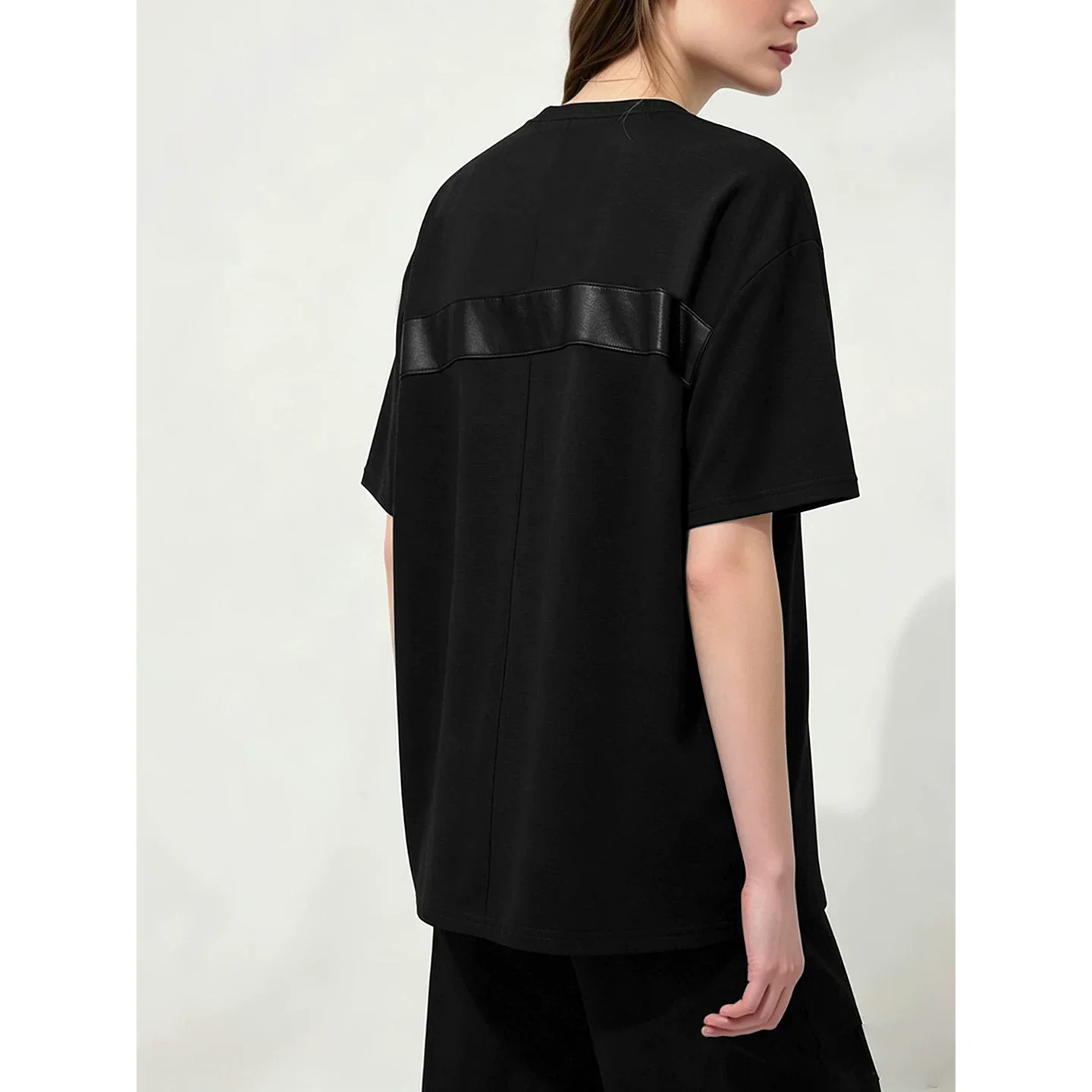 Amii 折り紙ローズ サテンポケット コクーンTシャツ