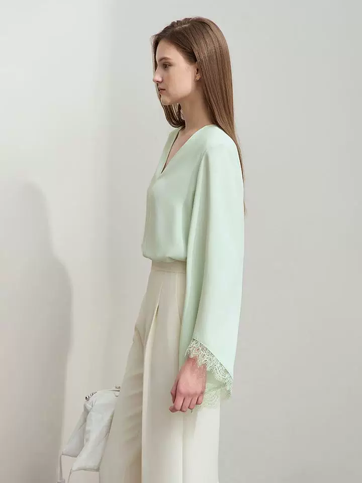 Amii Vネック レース袖口 シフォンブラウス