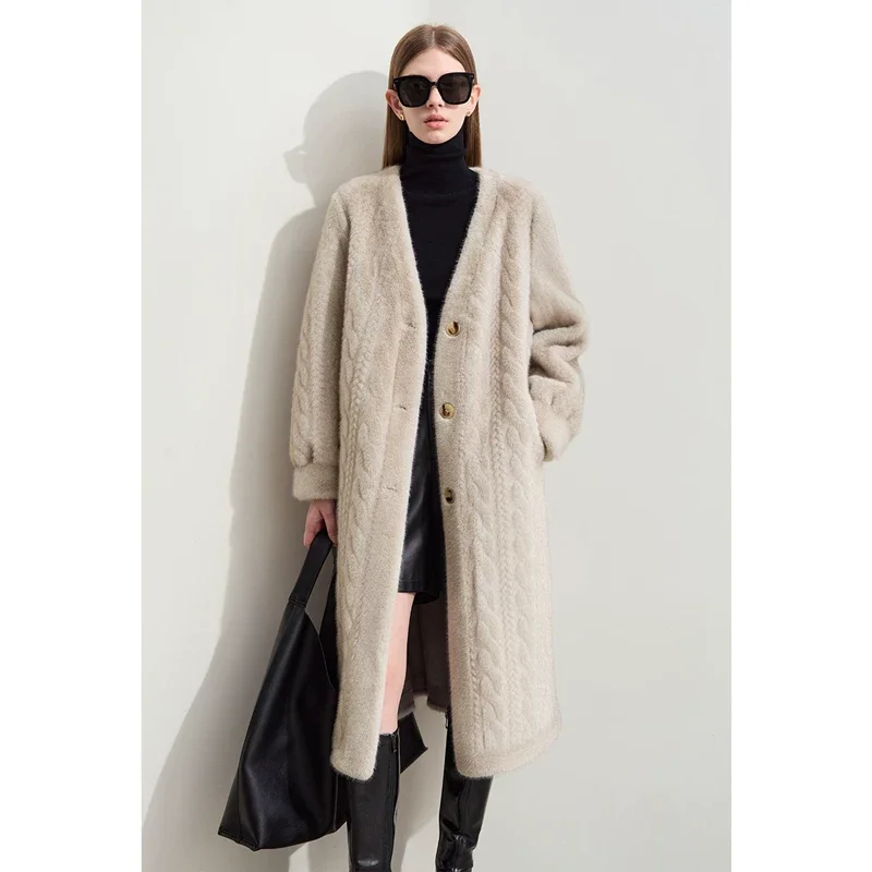 Amii エコファー ケーブル型押し Vネックロングコート