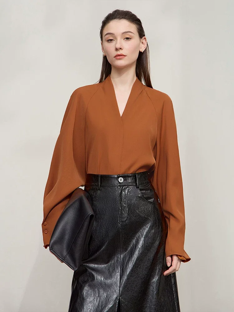 Amii Vネック ラグラン タック シフォンブラウス
