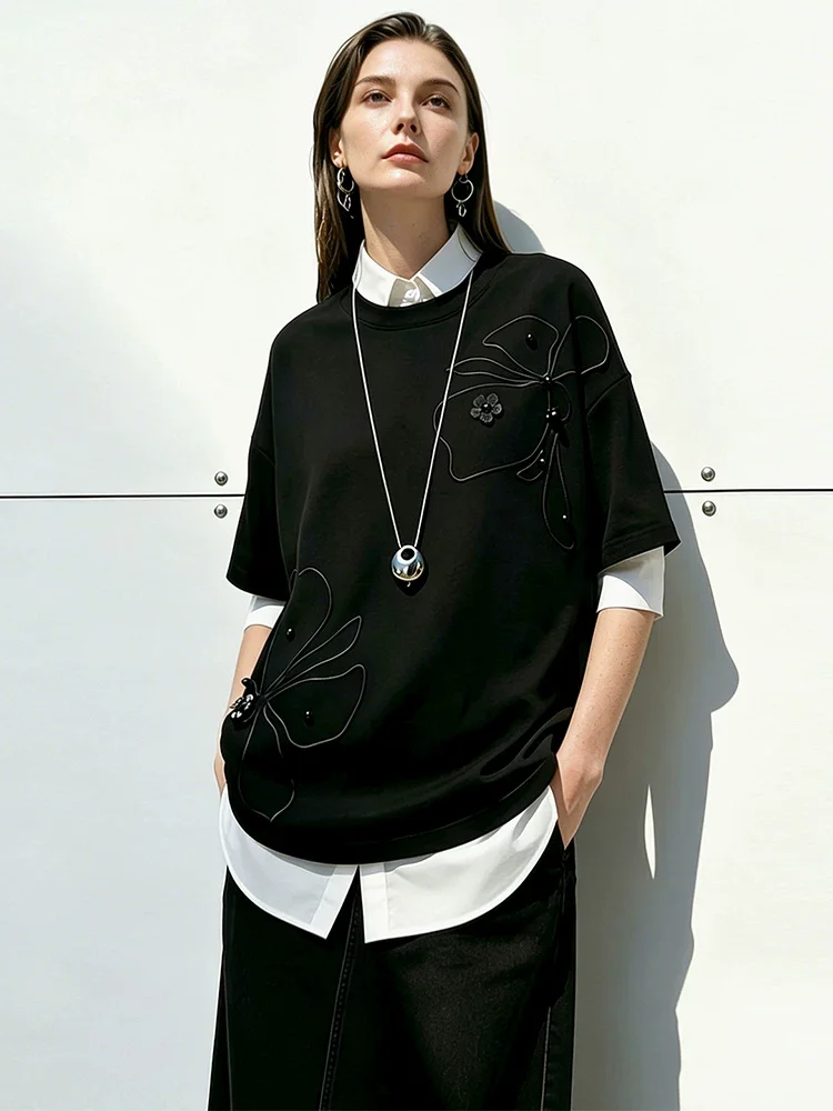 Amii ビーズ フラワーアップリケ コットンTシャツ