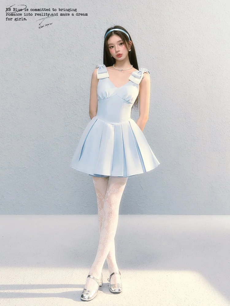 BB BLUE 丸首 ノースリーブ ミニ丈 Aラインワンピース｜商品写真