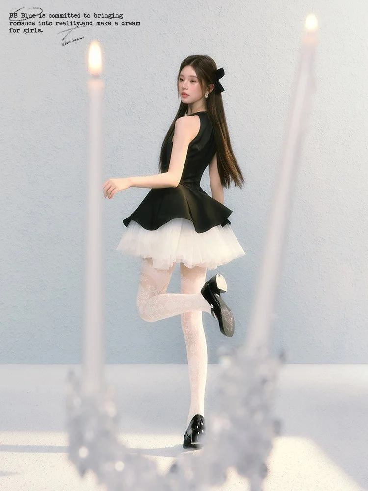 BB BLUE 丸首 リボン ノースリーブ Aラインワンピース｜商品写真