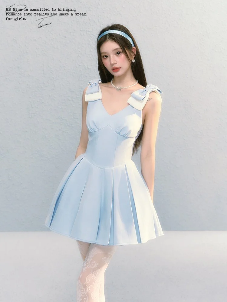 BB BLUE 丸首 ノースリーブ ミニ丈 Aラインワンピース｜商品写真