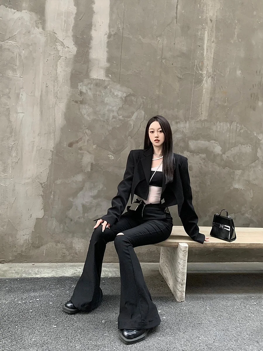 BB BLUE 尖り襟 レイヤード風 ショートジャケット メタルボタン｜商品写真