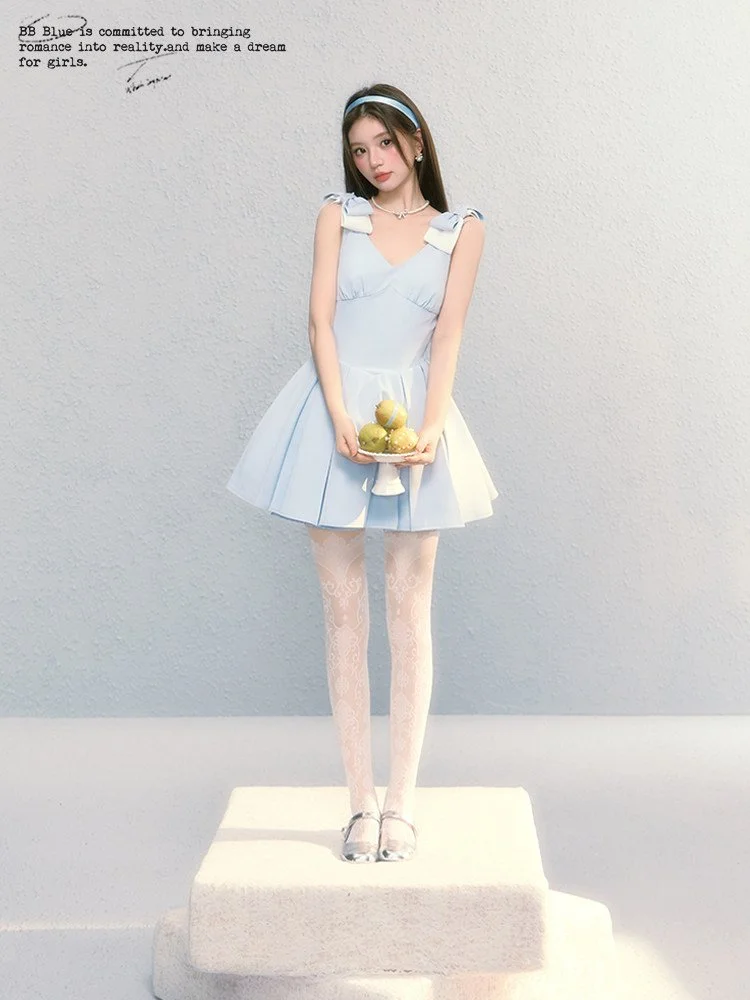 BB BLUE 丸首 ノースリーブ ミニ丈 Aラインワンピース｜商品写真