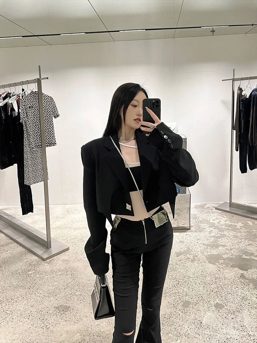 BB BLUE 尖り襟 レイヤード風 ショートジャケット メタルボタン｜商品写真