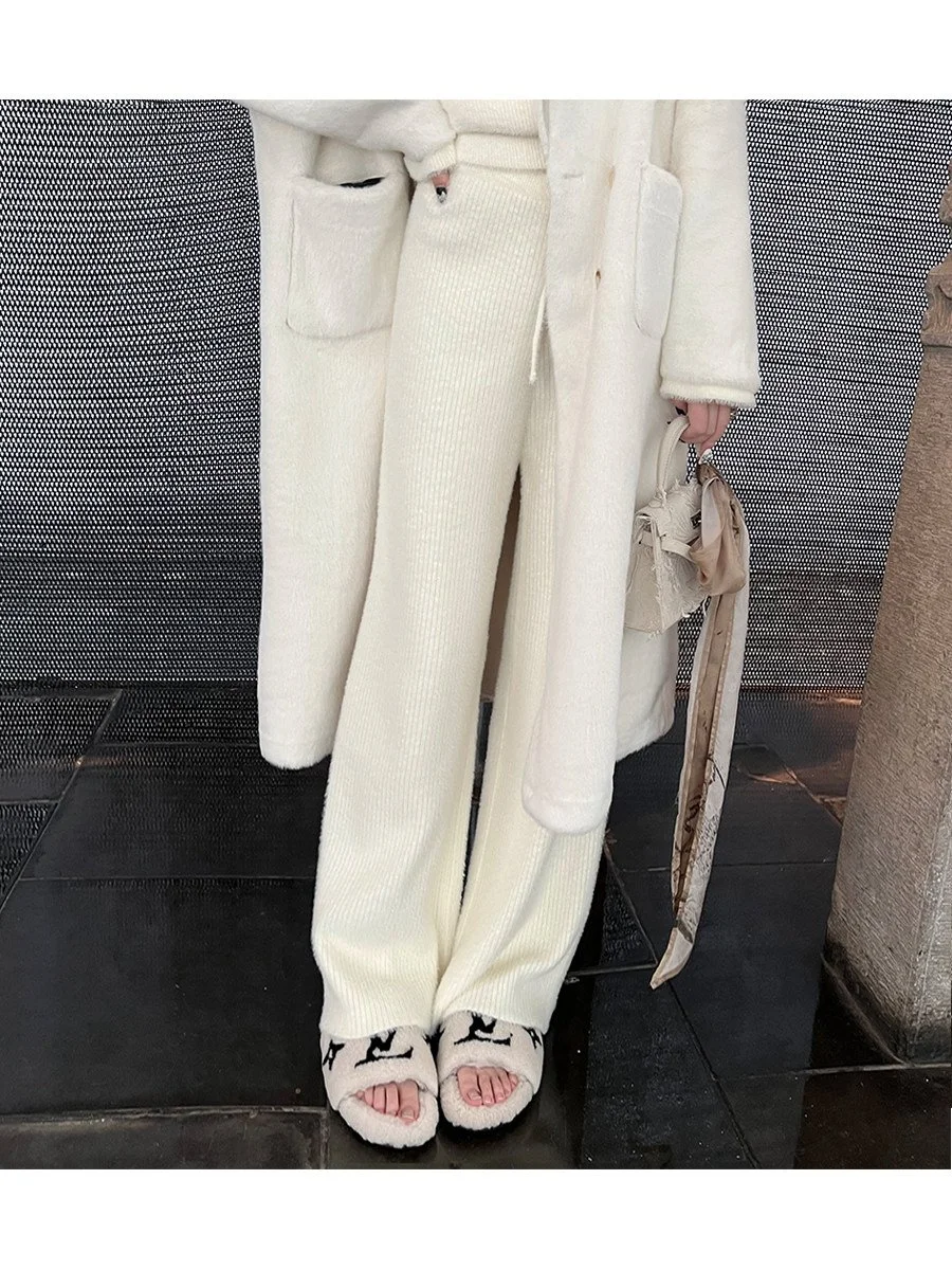 BB BLUE ミンク調 ニット ロングパンツ｜商品写真