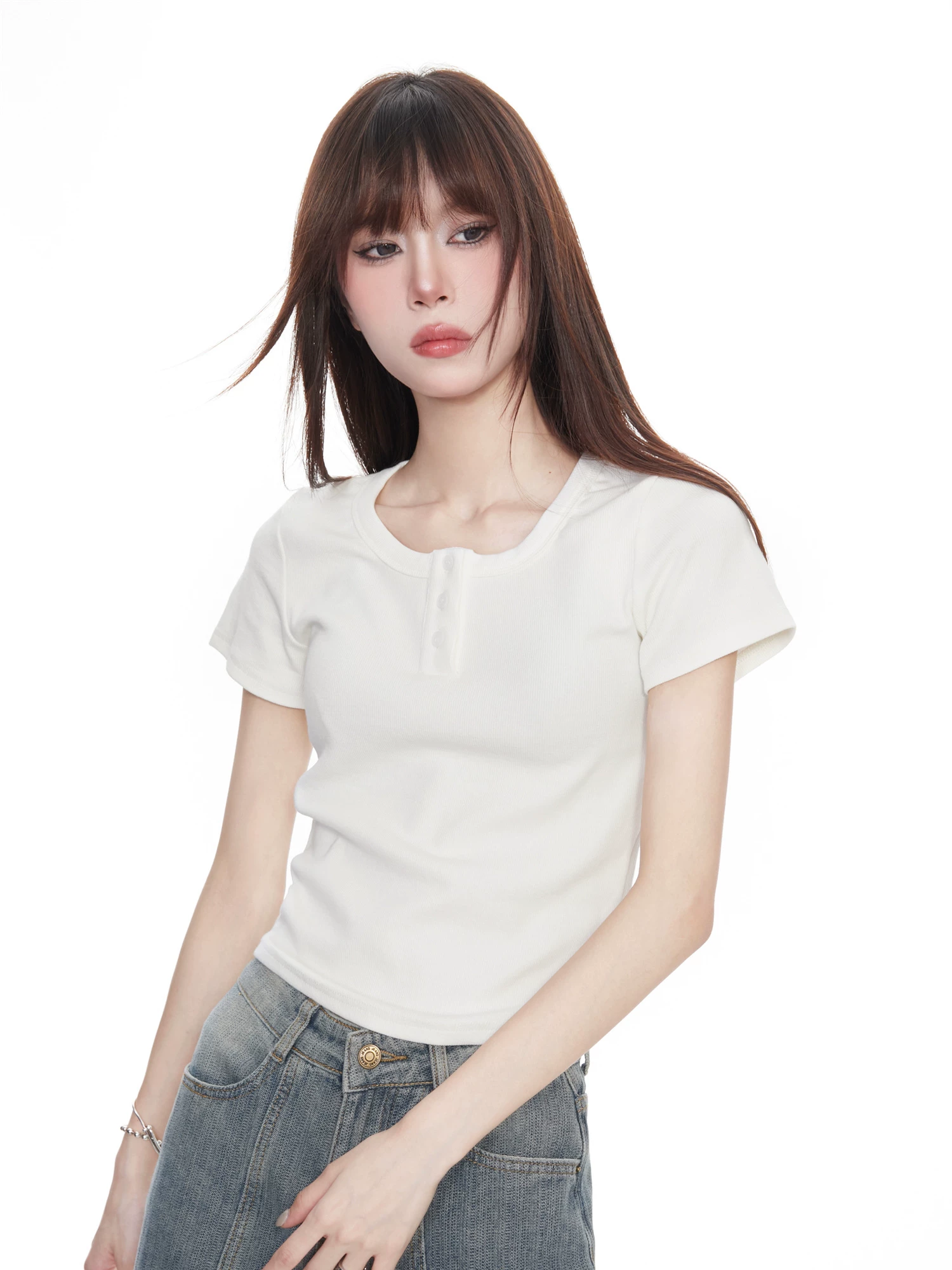 ボタン付き クルーネック半袖Tシャツ 商品写真