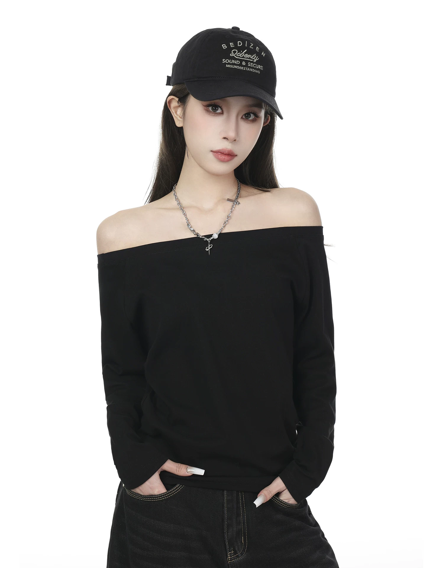 オフショルダー 長袖Tシャツ 商品写真