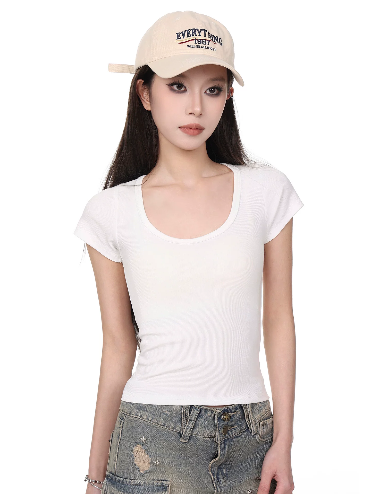 Uネック ショート丈 半袖Tシャツ 商品写真