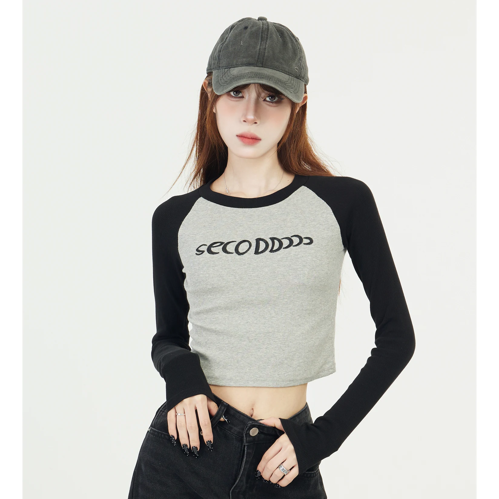 切替デザイン ショート丈長袖Tシャツ 商品写真