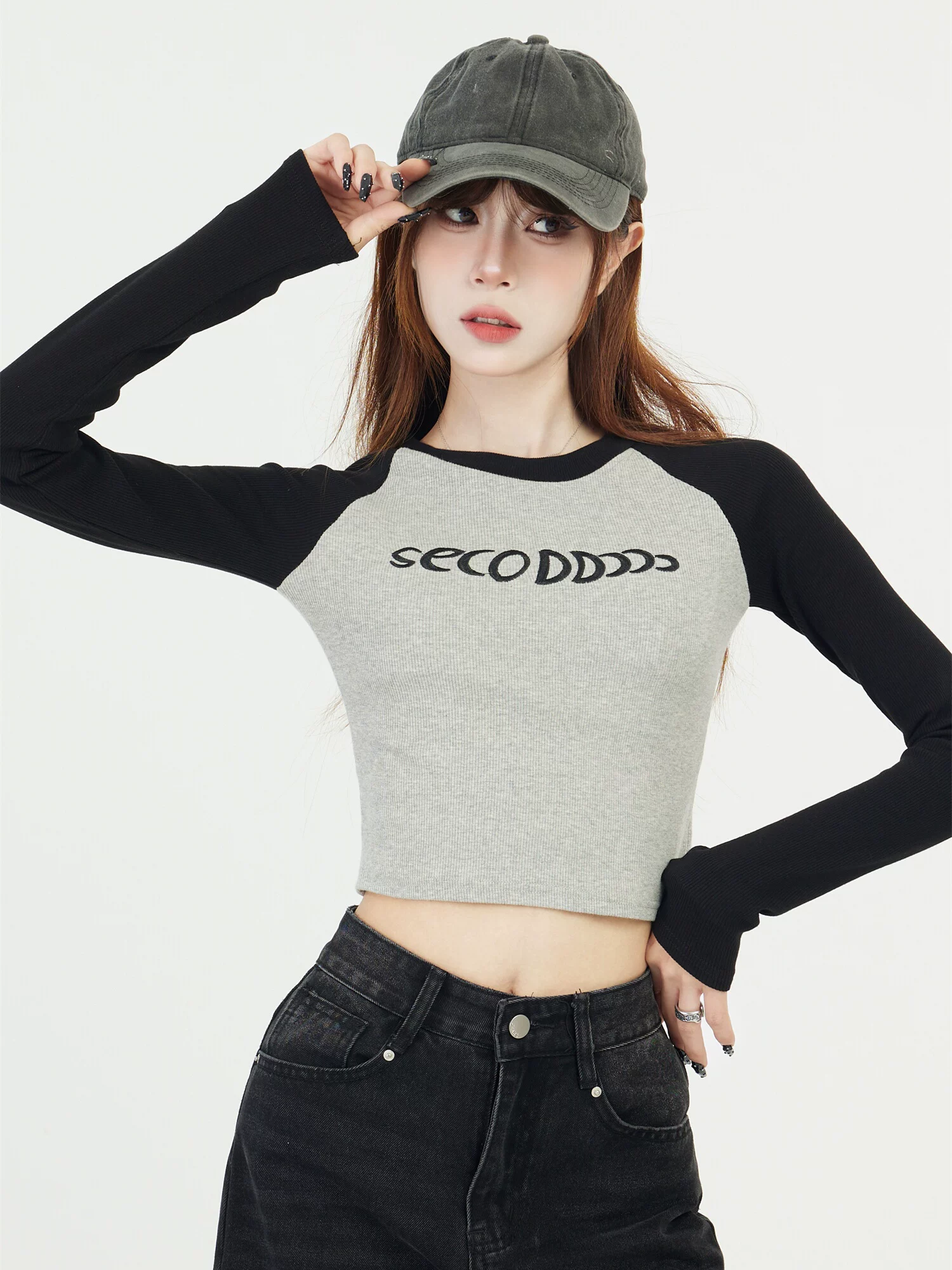 切替デザイン ショート丈長袖Tシャツ 商品写真