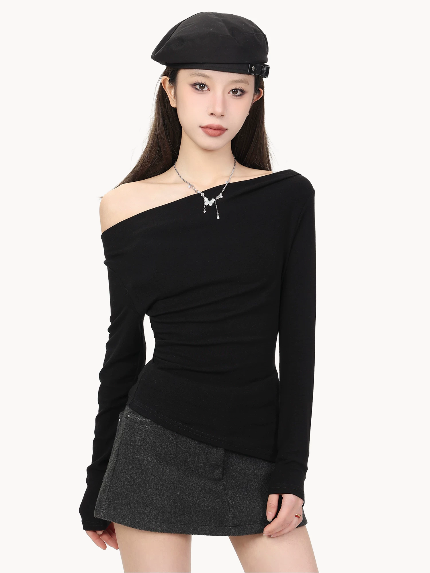 オフショルダー ドレープネック 長袖Tシャツ 商品写真
