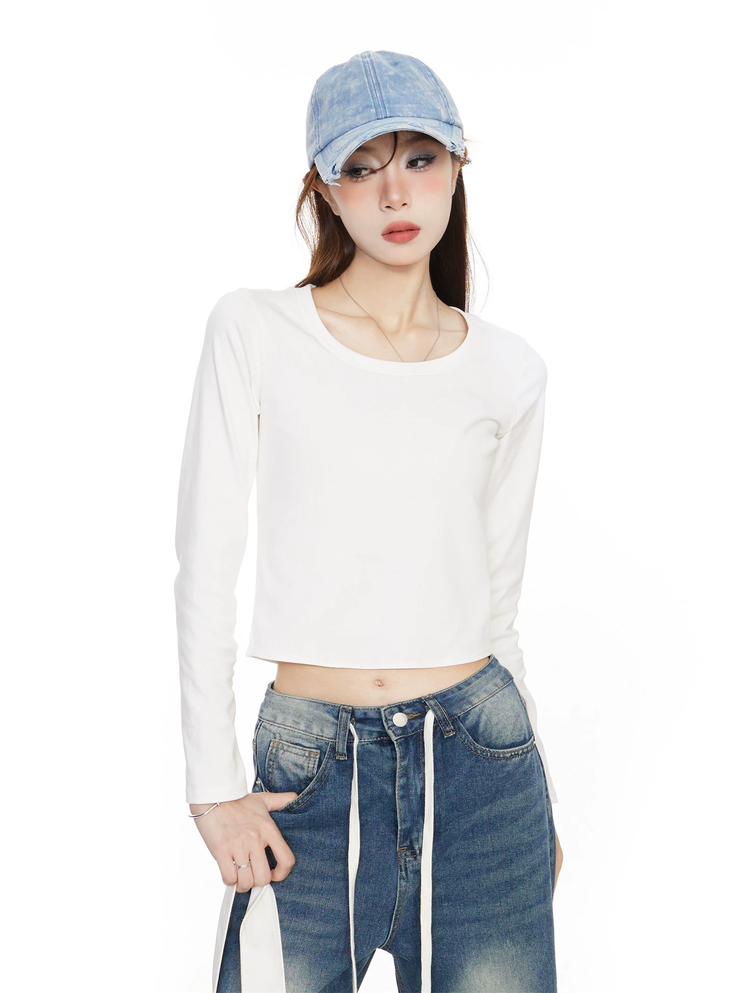 クルーネック ショート丈長袖Tシャツ 商品写真