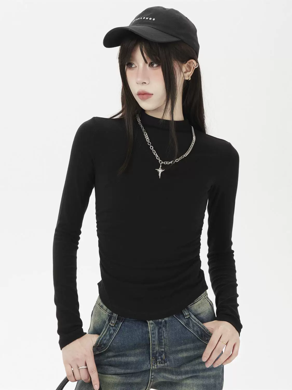 タートルネック 長袖Tシャツ 商品写真