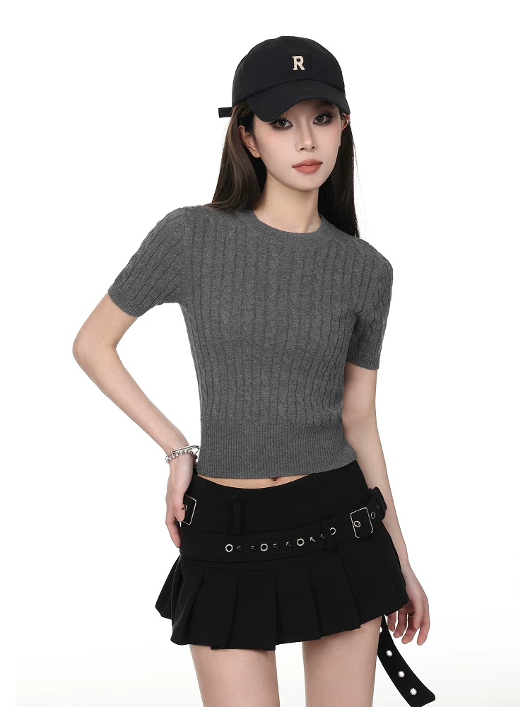 クルーネック ショート丈ニット 商品写真