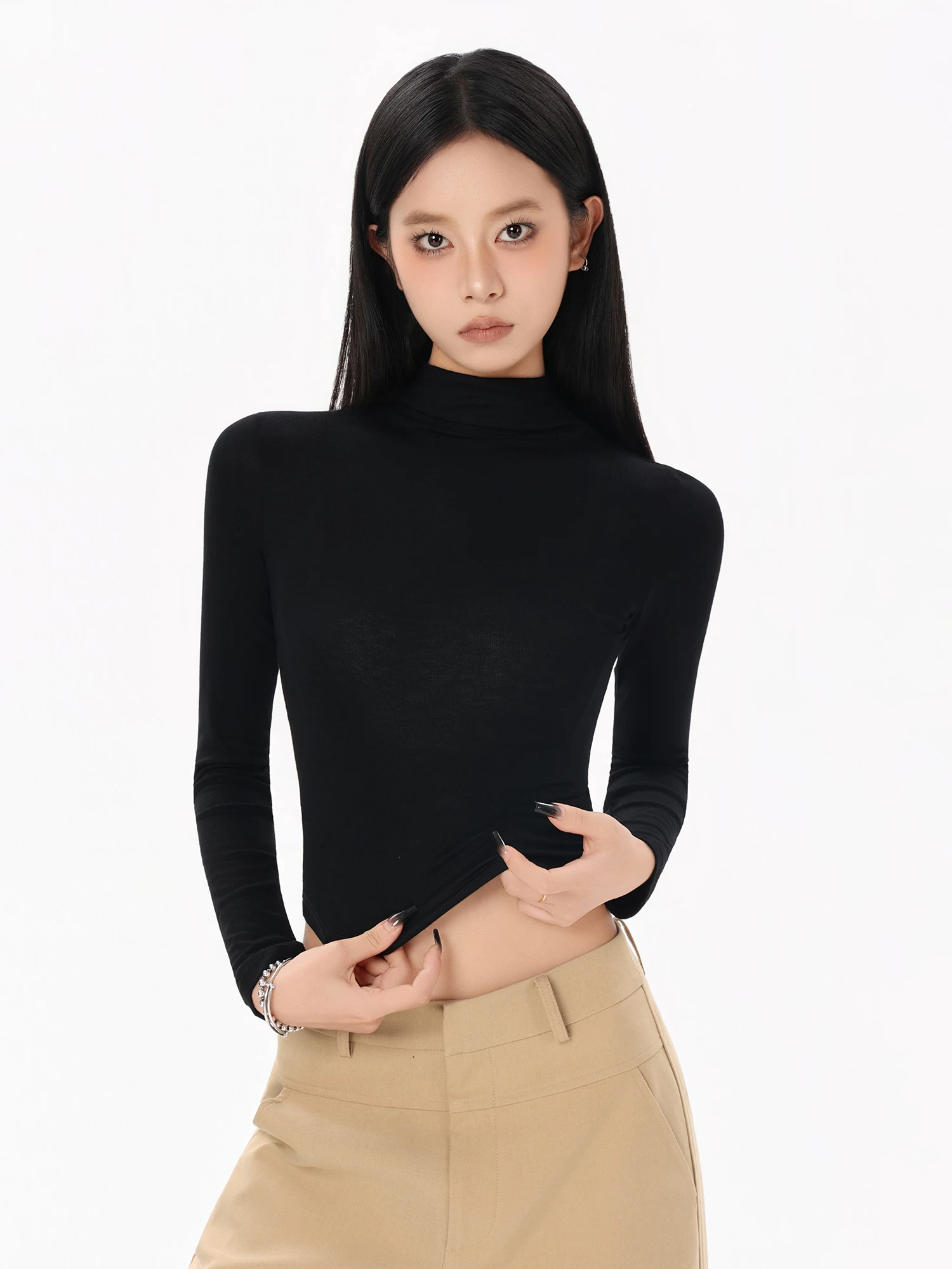 ハイネック 長袖Tシャツ 商品写真
