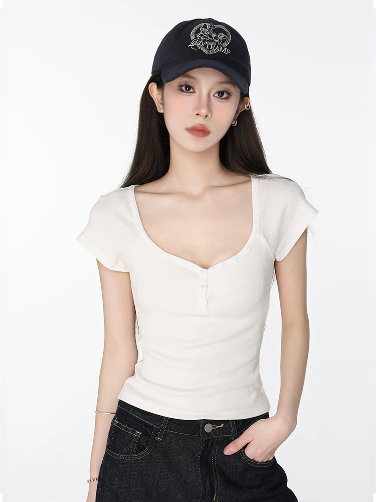 ハートネック ショート丈Tシャツ 商品写真