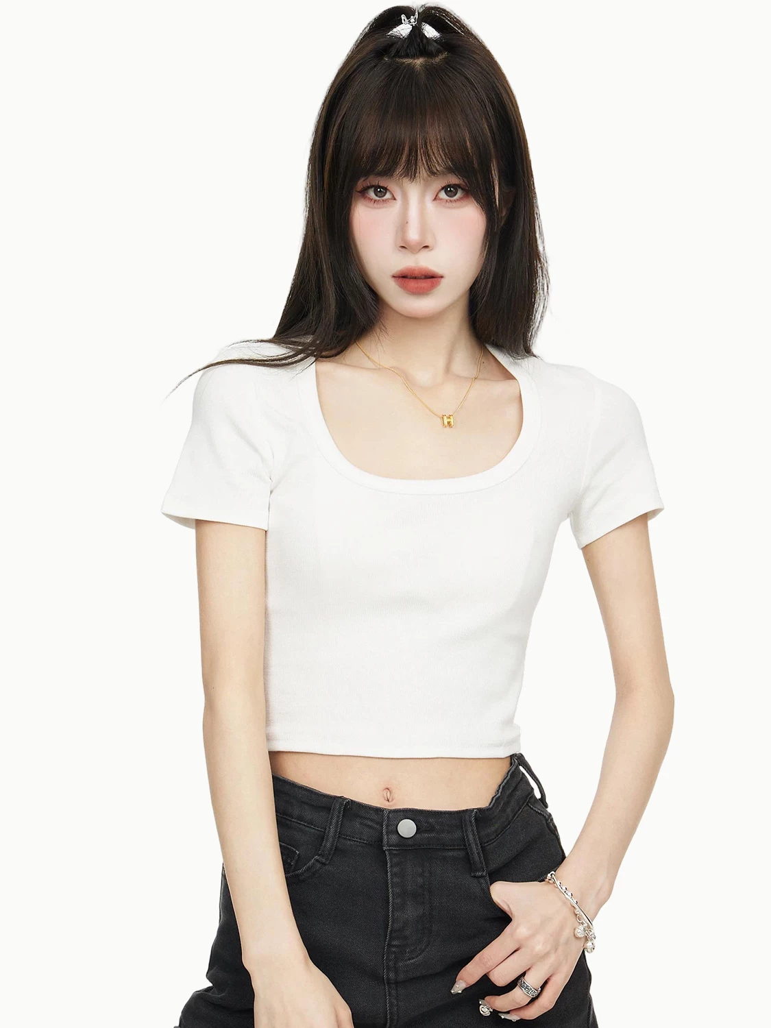 スクエアネック ショート丈 半袖Tシャツ 商品写真