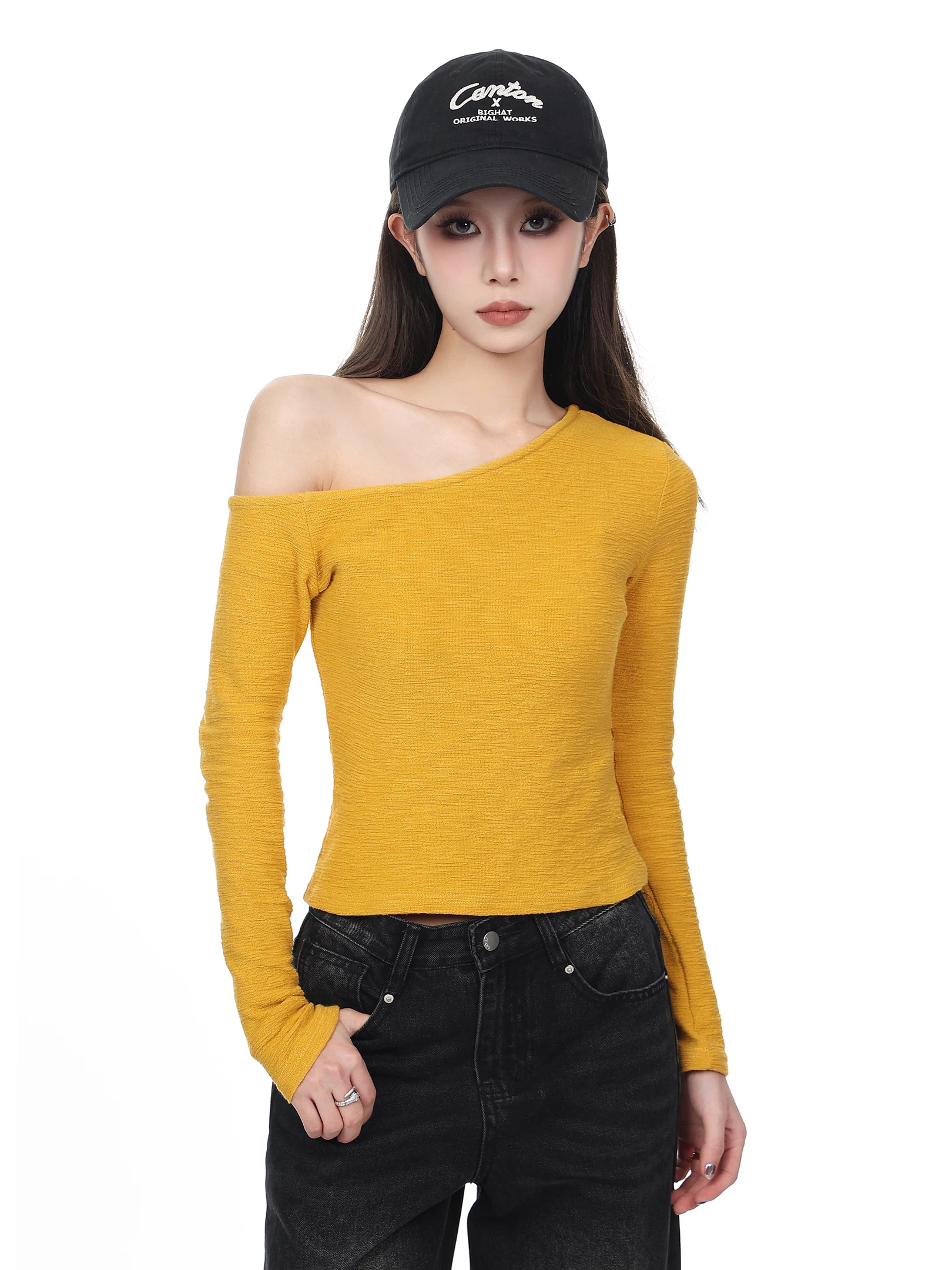 オフショルダー 長袖Tシャツ 商品写真