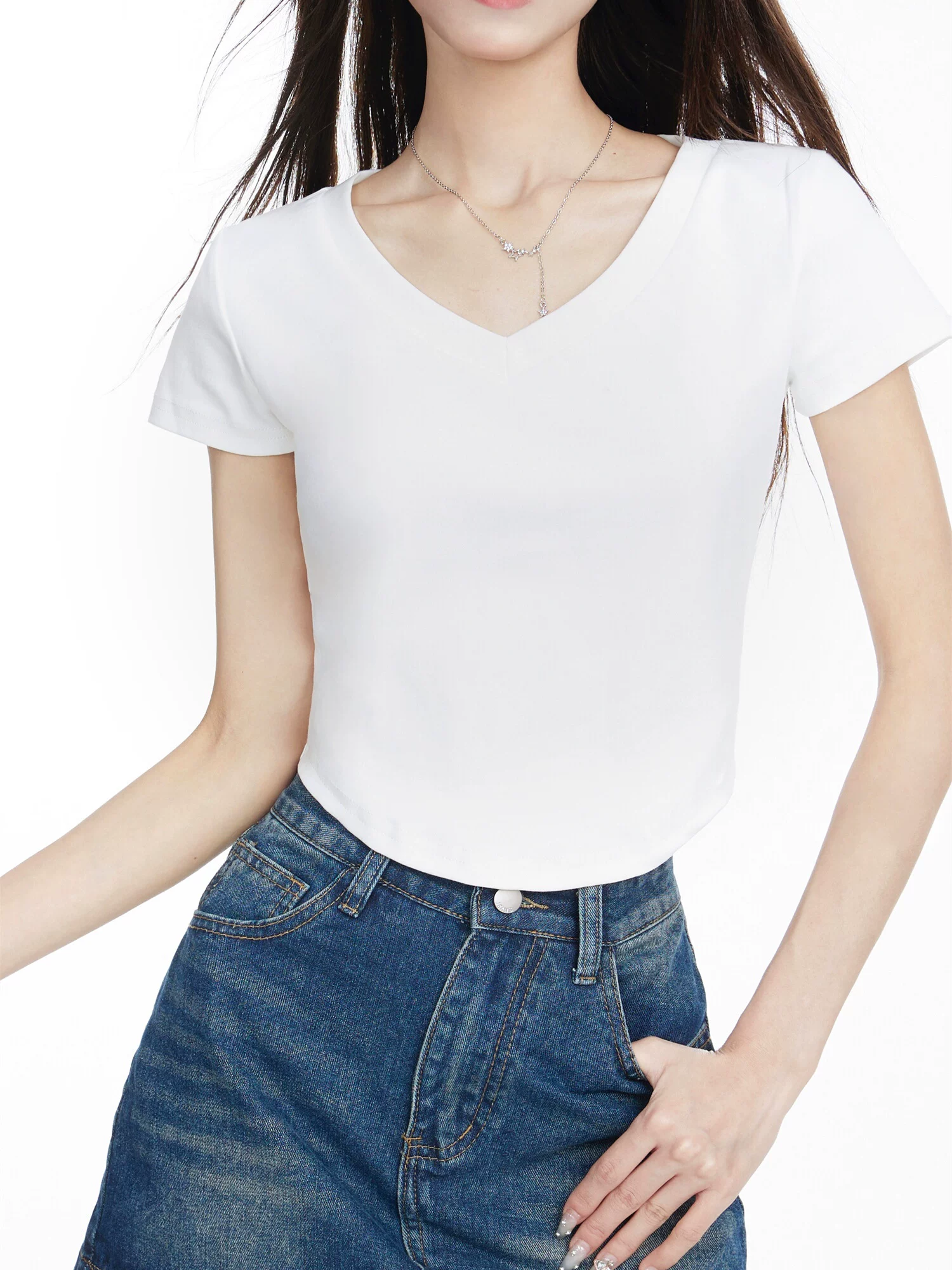 Vネック ショート丈 半袖Tシャツ 商品写真