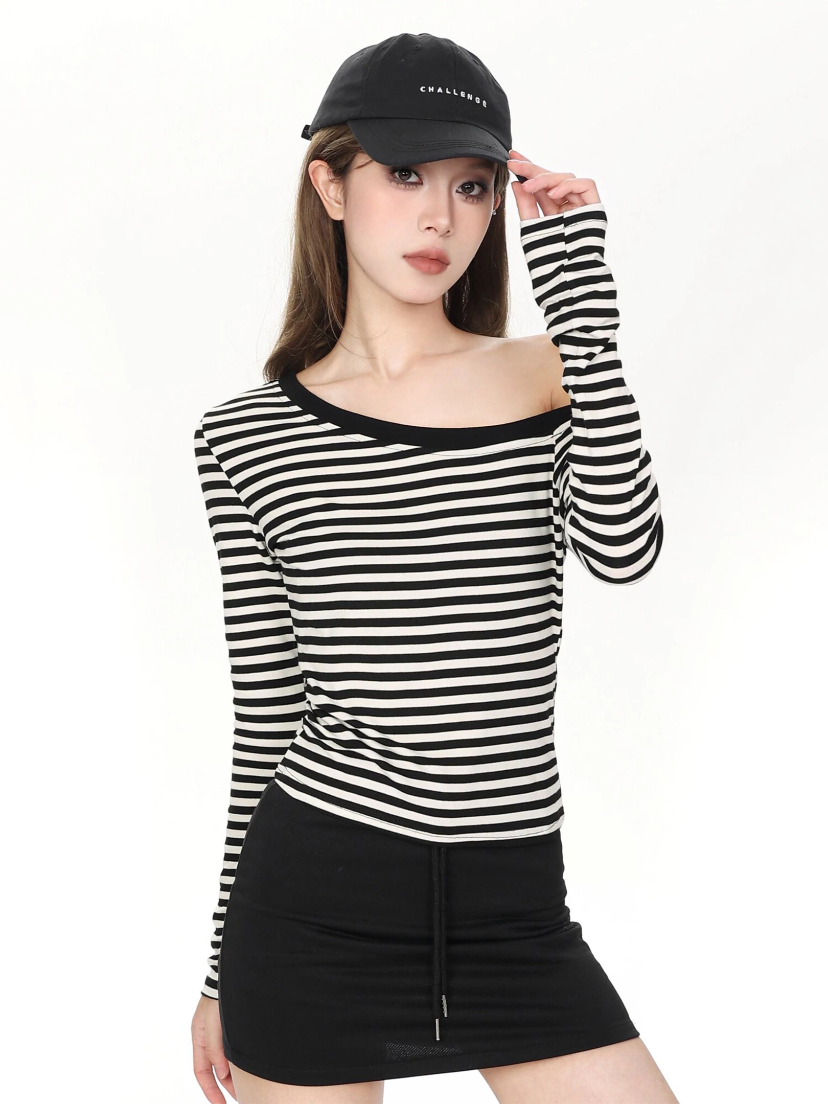 ボーダー オフショルダー 長袖Tシャツ 商品写真