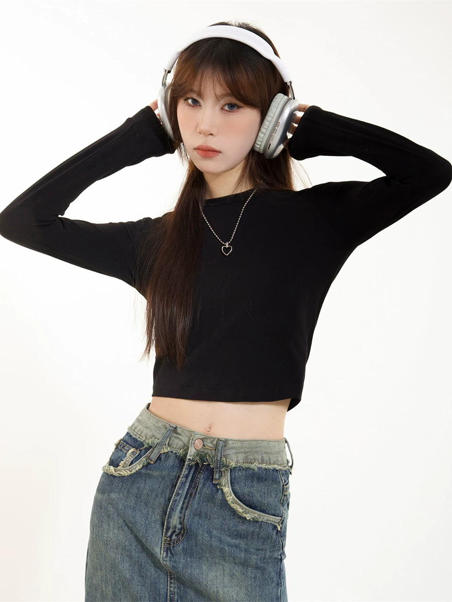 ショート丈 長袖Tシャツ 商品写真