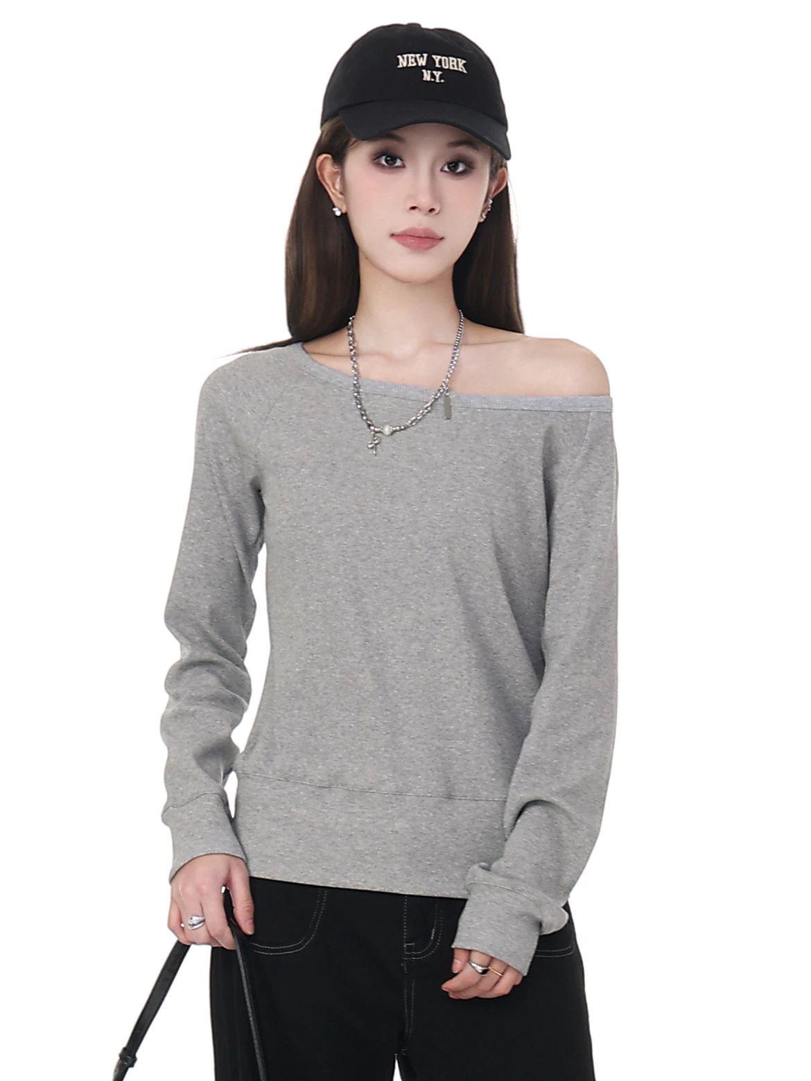オフショルダー 長袖Tシャツ 商品写真