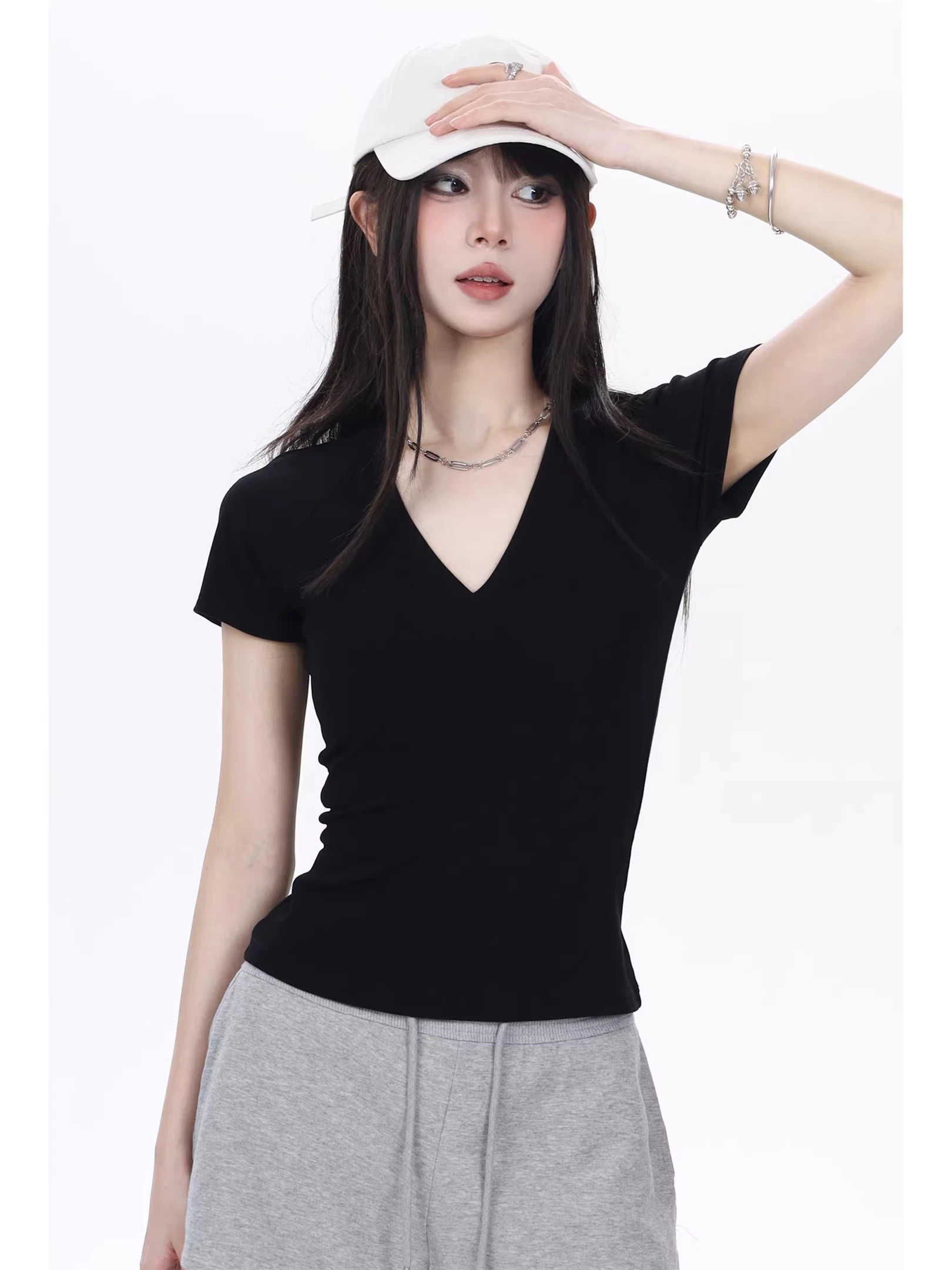 Vネック 半袖Tシャツ 商品写真