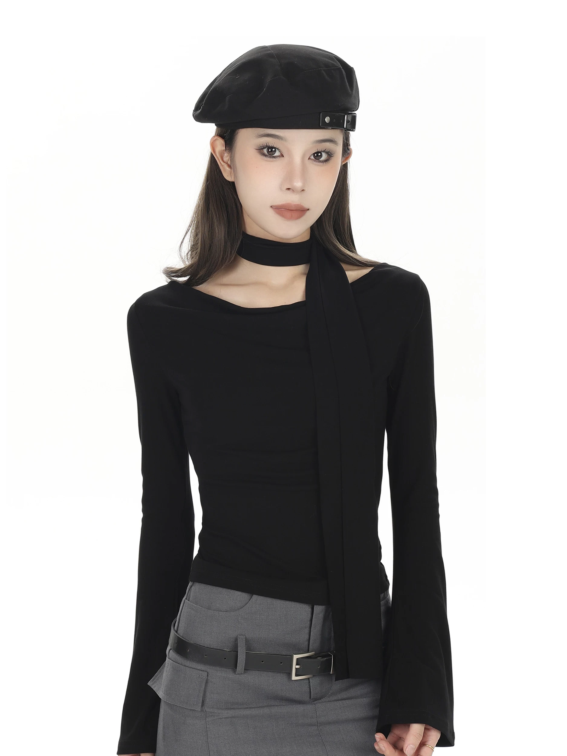 オフショルダー ドレープネック 長袖Tシャツ 商品写真