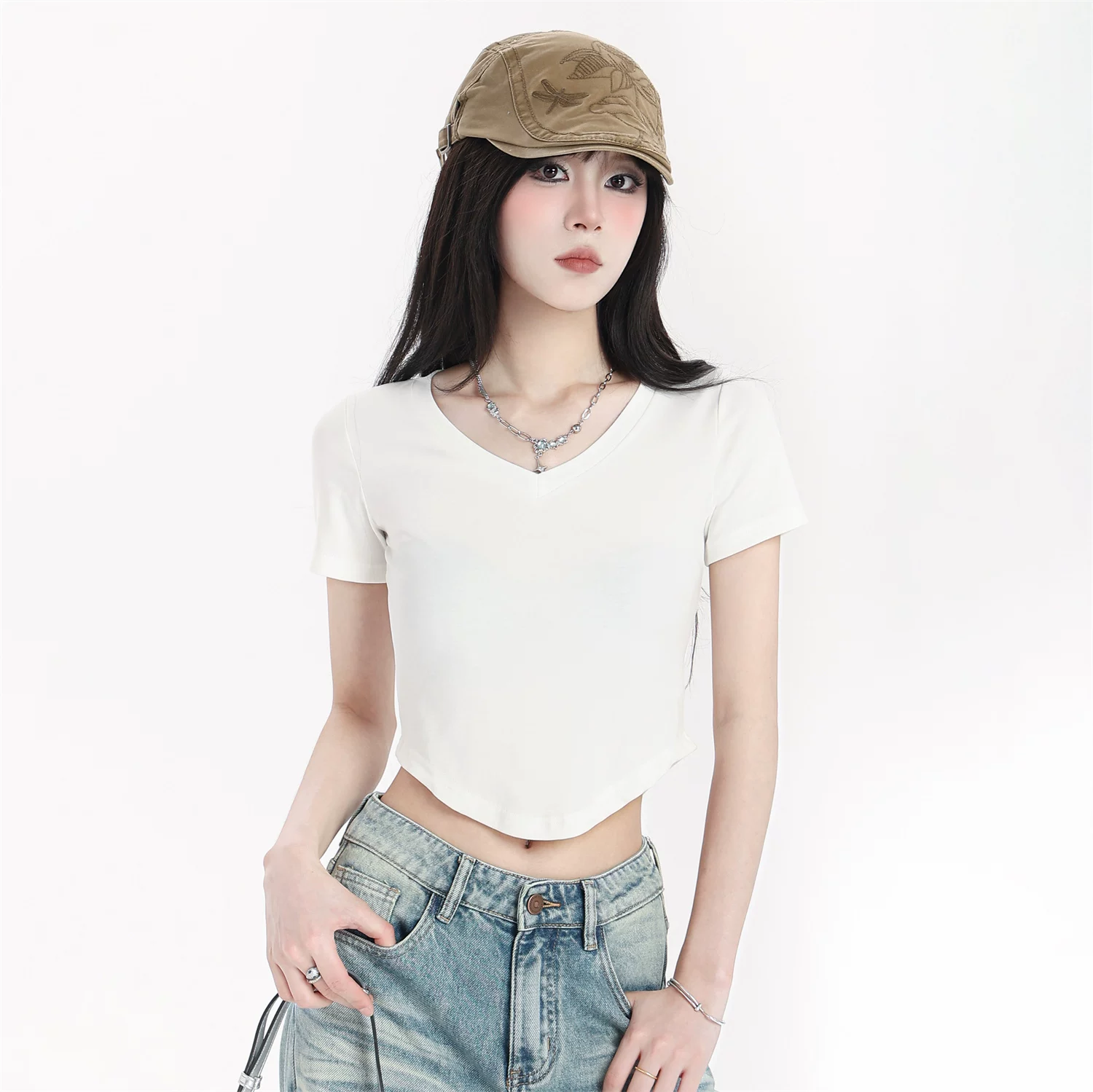 Vネック ショート丈 半袖Tシャツ 商品写真