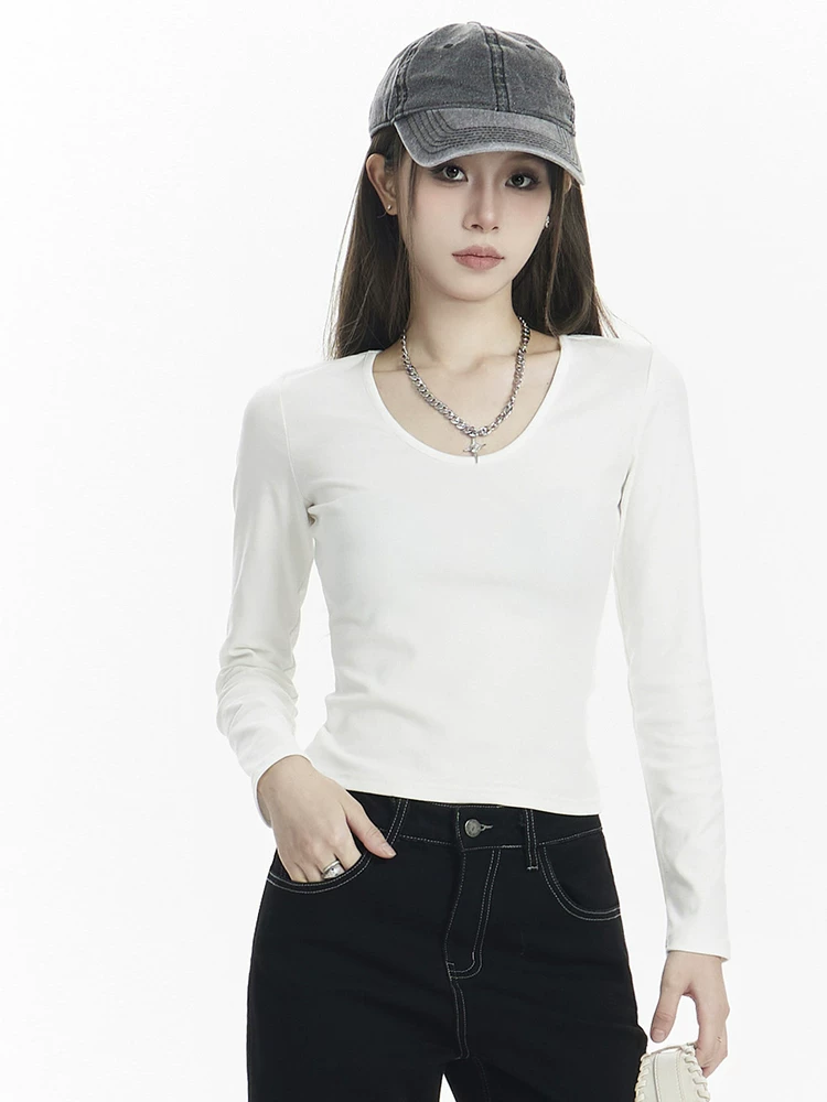 Uネック 長袖Tシャツ 商品写真
