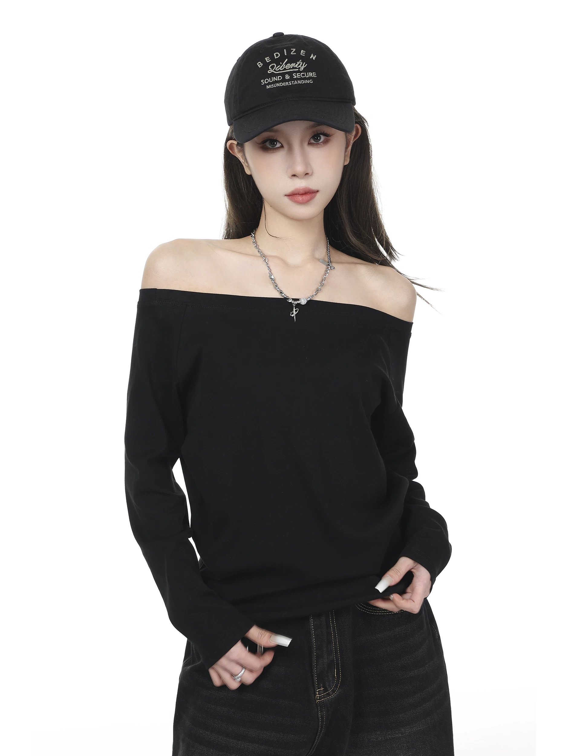 オフショルダー 長袖Tシャツ 商品写真