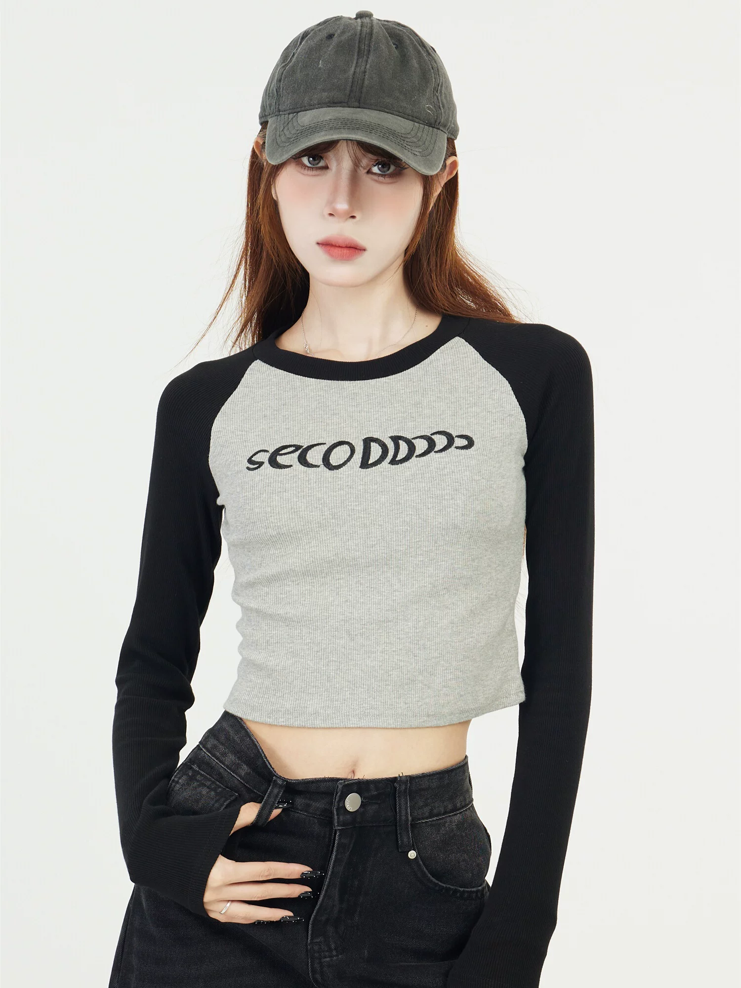 切替デザイン ショート丈長袖Tシャツ 商品写真