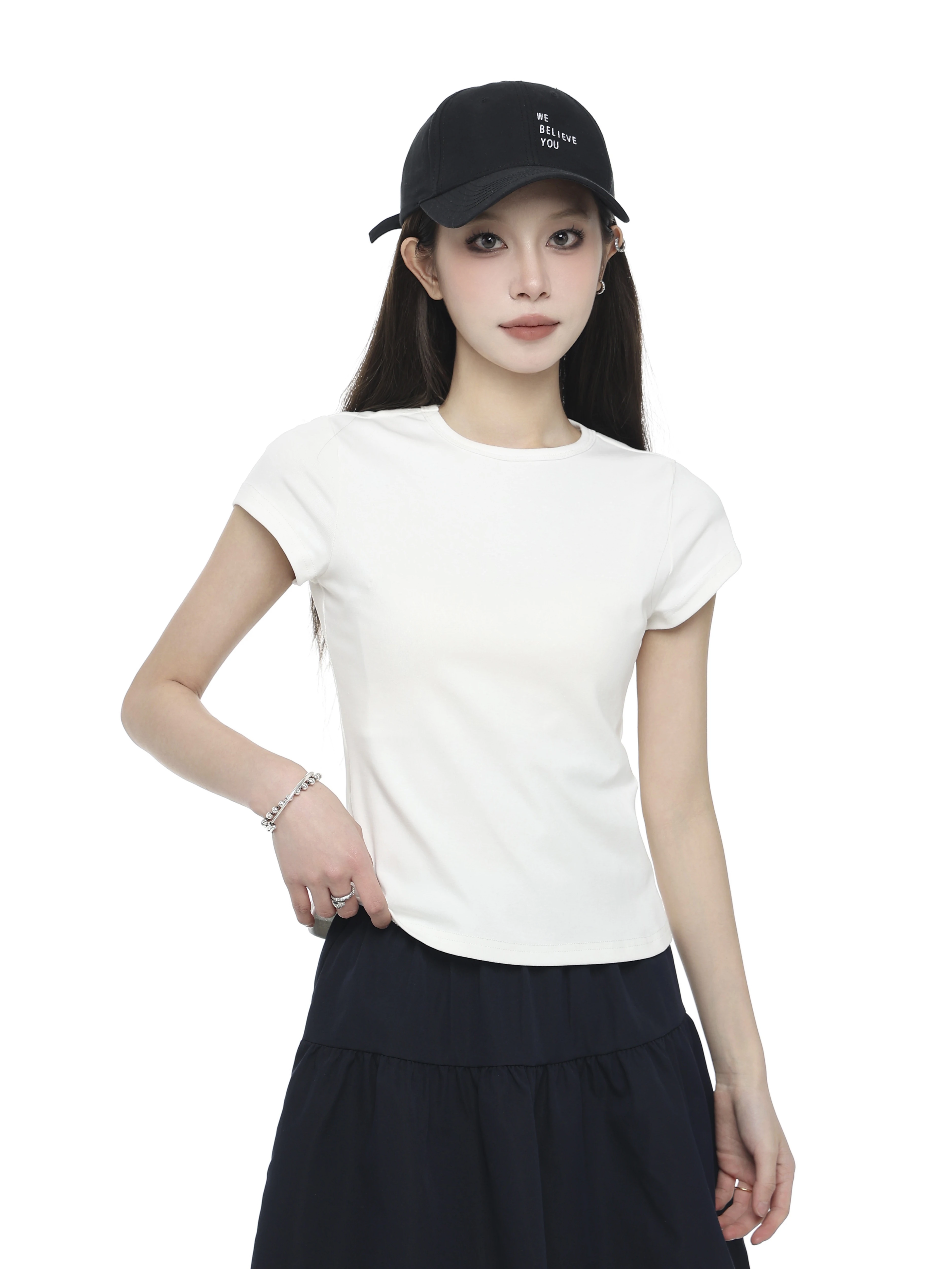 クルーネック ショート丈Tシャツ 商品写真
