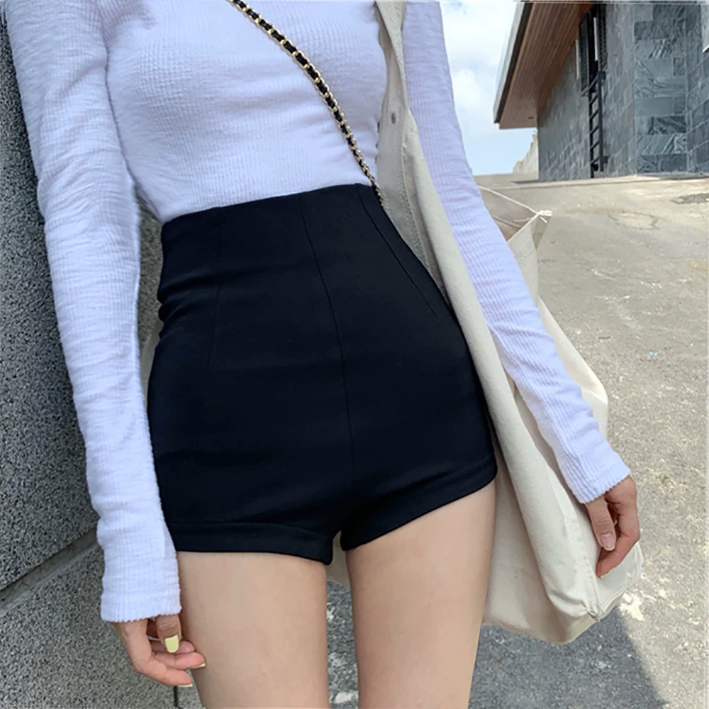 ハイウエスト ショートパンツ 商品写真